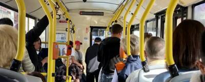 В общественном транспорте Петербурга с 2022 года введут цифровые билеты с QR-кодами
