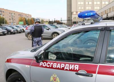 Боец СОБРа погиб в Петербурге при задержании телефонного мошенника