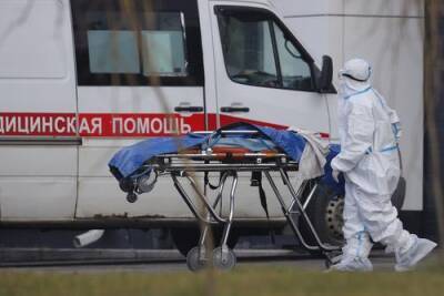 В Крыму впервые с начала пандемии выявили более 800 заболевших COVID-19 за сутки