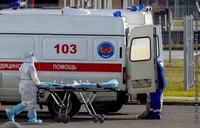 В России число умерших от коронавируса за сутки превысило 1,2 тыс.