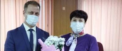 Глава Электрогорска вручил трем медикам горбольницы нагрудные знаки
