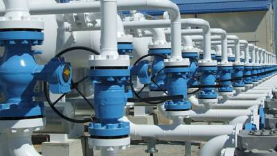 «Газпром» начал закачивать газ в пять европейских подземных хранилищ