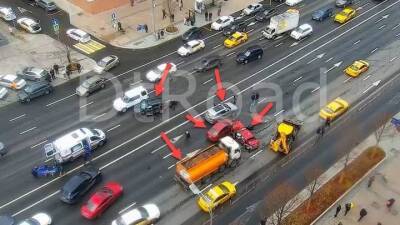 Пять автомобилей столкнулись на Садовом кольце в Москве
