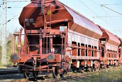 Погрузка цемента на железной дороге в Новосибирской области в октябре увеличилась более чем на 40%