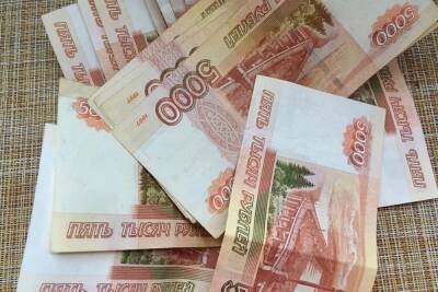 90 тысяч рублей снял мошенник с карты доверчивого смолянина