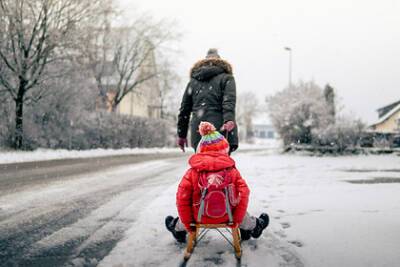 Россиянам назвали популярные города страны для отдыха с детьми зимой