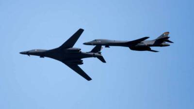 Подготовка к войне: Бомбардировщики США провоцируют Россию