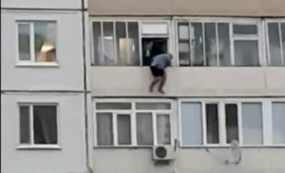 Житель Югры столкнул своего неприятеля с балкона шестого этажа