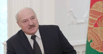 Лукашенко обвинил Польшу в использовании танков против мигрантов (видео)