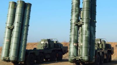 Sina: США потеряют десятки истребителей при попытке уничтожить один российский ЗРК С-400