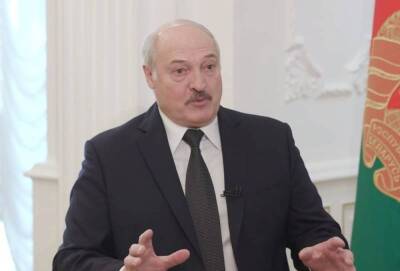 Лукашенко рассказал, кто стоит за переправкой беженцев в Европу