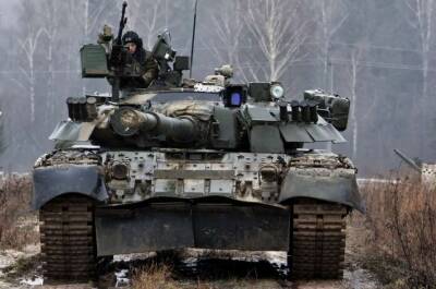 Россия подтянула танки к границе Украины