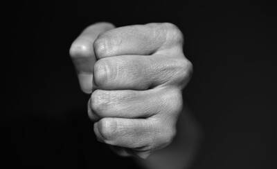 iDNES (Чехия): «От гнева вам не избавиться, но есть техники его контроля», — говорит специалист