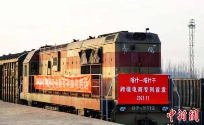 Узбекистан становится хабом для транспортировки китайских товаров в ЦА. Из Кашгара в Ташкент отправился поезд с товарами на $12 млн