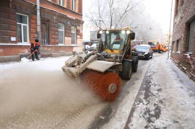 Петербургская прокуратура нашла нарушения в уборке снега