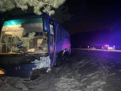 Под Екатеринбургом произошло смертельное ДТП с участием пассажирского автобуса