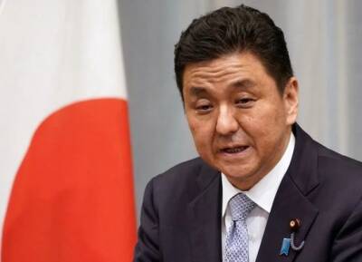 Японский министр обороны потребовал прекратить полеты ВВС США над страной