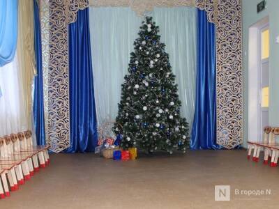 Нижегородский Минобр озвучил условия проведения новогодних елок в школах