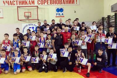 Железноводск победил в турнире КМВ по вольной борьбе