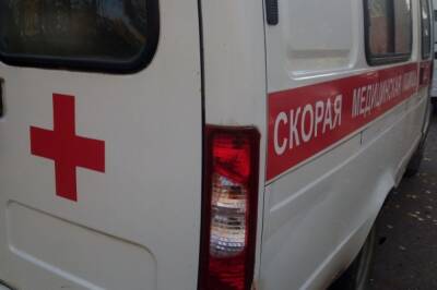 Вахтовый автобус столкнулся с грузовиком в Татарстане