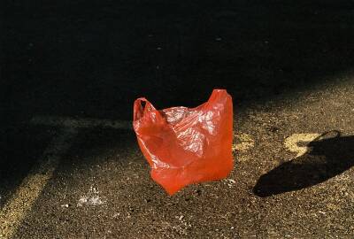 С 10 декабря в Украине начнет действовать запрет на бесплатные пластиковые пакеты