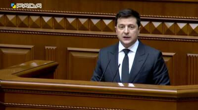 Зеленский внесет в Раду законопроект об экономическом паспорте украинца