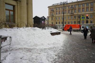За сутки в Петербурге убрали 28 тыс. кубометров снега