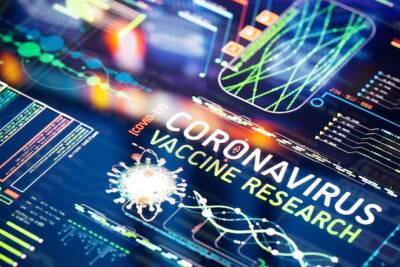 «Омикрон» напугал весь мир: Biontech и Moderna принялись за разработку новой вакцины