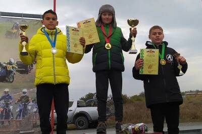 Юные гонщики ДНР вернулись из России с наградами