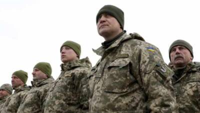 Киев готовится эвакуировать офицеров ВСУ из Донбасса