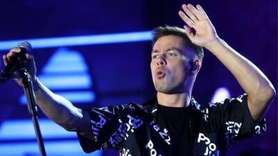 Юлиан обвинил Стаса Пьеху в нечестном судействе на музыкальном шоу: «У нас неравные достижения»