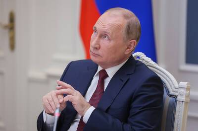 Путин указал на важность взаимодействия политических партий разных стран