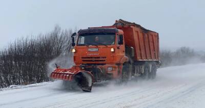 Губернатор Тверской области поручил усилить работу по расчистке дорог от снега