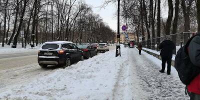 С 1 декабря на 71 улице в центре Петербурга стали платными парковки
