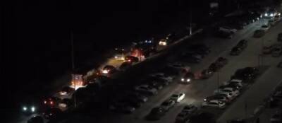 Соцсети: припаркованные автомобили мешают проезду пожарных машин у ЖК «Анкудиновский парк»