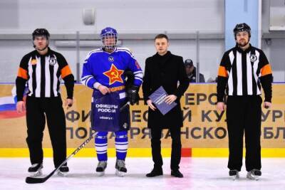 Команда «Офицеры» выиграла матч НХЛ в Рязани