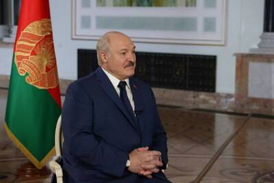 Лукашенко рассказал о просьбе украинских военных к России спасти Крым