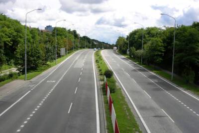 Около 200 км региональных дорог Ленобласти отремонтировали в этом году