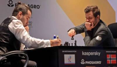 Карлсен и Непомнящий в пятой партии кряду сыграли вничью в матче за звание чемпиона мира по шахматам