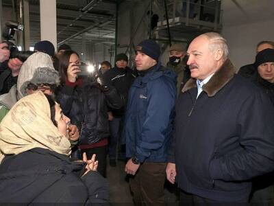 «В том числе чеченцы»: Лукашенко назвал организаторов доставки мигрантов к границе