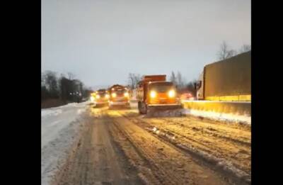 Выживших в снежной пробке на Московском шоссе просят "раствориться"