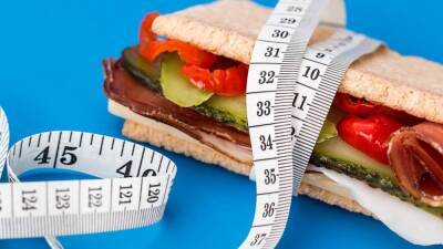 Диетолог Зеленцова развеяла миф о пользе обезжиренных продуктов