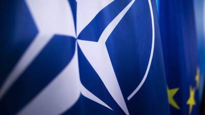 Bloomderg узнало о возмущении НАТО из-за диалога Байдена и Путина