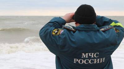В МЧС сообщили о поисках двух рыбаков на Сахалине