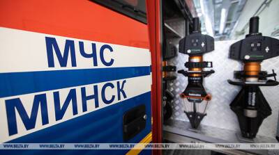 Двух человек спасли при пожаре квартиры в Минске
