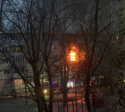 На улице Варейкиса загорелась квартира