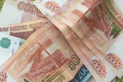 800 тысяч рублей сам перевел мошеннику сорокалетний смолянин