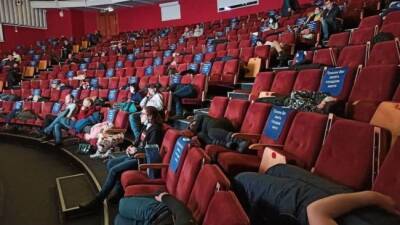 «Черная пурга»: в Норильске зрители вынуждены были заночевать в кинотеатре