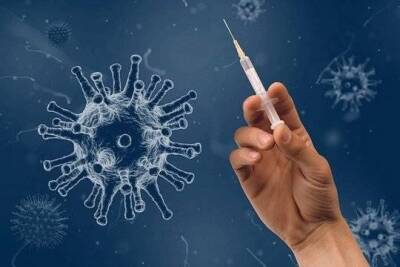 Минздрав анонсировал начало вакцинации подростков от коронавируса