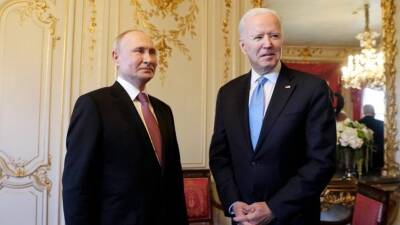 Bloomberg: союзники США по НАТО в бешенстве от переговоров Байдена с Путиным